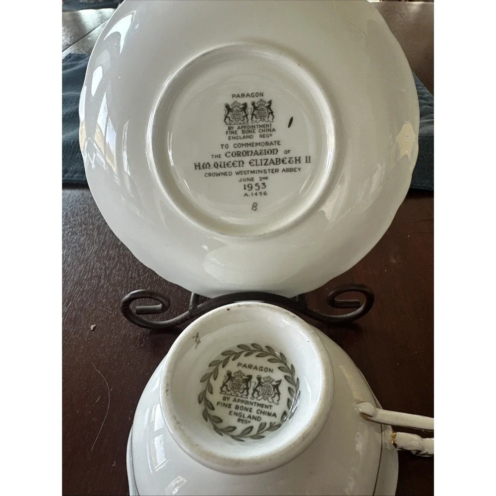 VTG Paragon Tea Cup And Saucer To Commemorate Queen Elizabeth II Coronation 1953